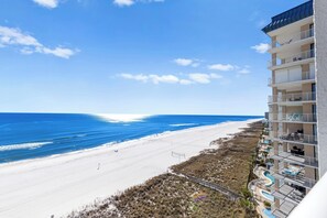 On the beach - Summer House unit 1005B 3br and 2ba Gulf Front in Orange Beach sleeps 8 (Orange Beach)