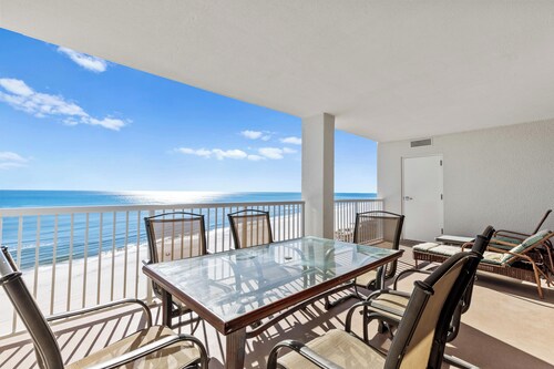Summer House unit 1005B 3br and 2ba Gulf Front in Orange Beach sleeps 8