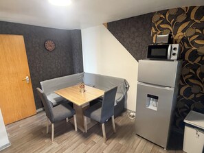 Dining - Apartment in Troisdorf T06 (Troisdorf)