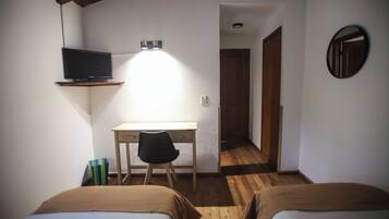 Doppia Standard, patio, vista cortile | Wi-Fi gratuito