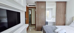 Apartamento básico | Wi-Fi de cortesia, roupa de cama