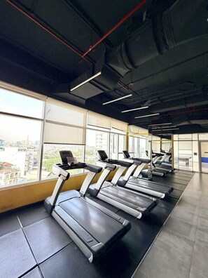Gym - Sunrise High Floor Pool Ben Thanh Gym (Tan Hung)