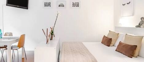 Strykejern/-brett, wi-fi og sengetøy