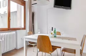 Dining - Milan center white (Milano)