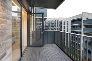 Property grounds - 2BR Bloomsbury Apt + Balcony & AC near Clerkenwell (London)