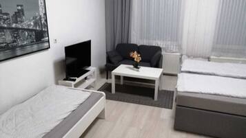 Bügeleisen/Bügelbrett, WLAN, Bettwäsche