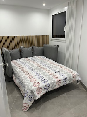 2 makuuhuonetta, vuodevaatteet