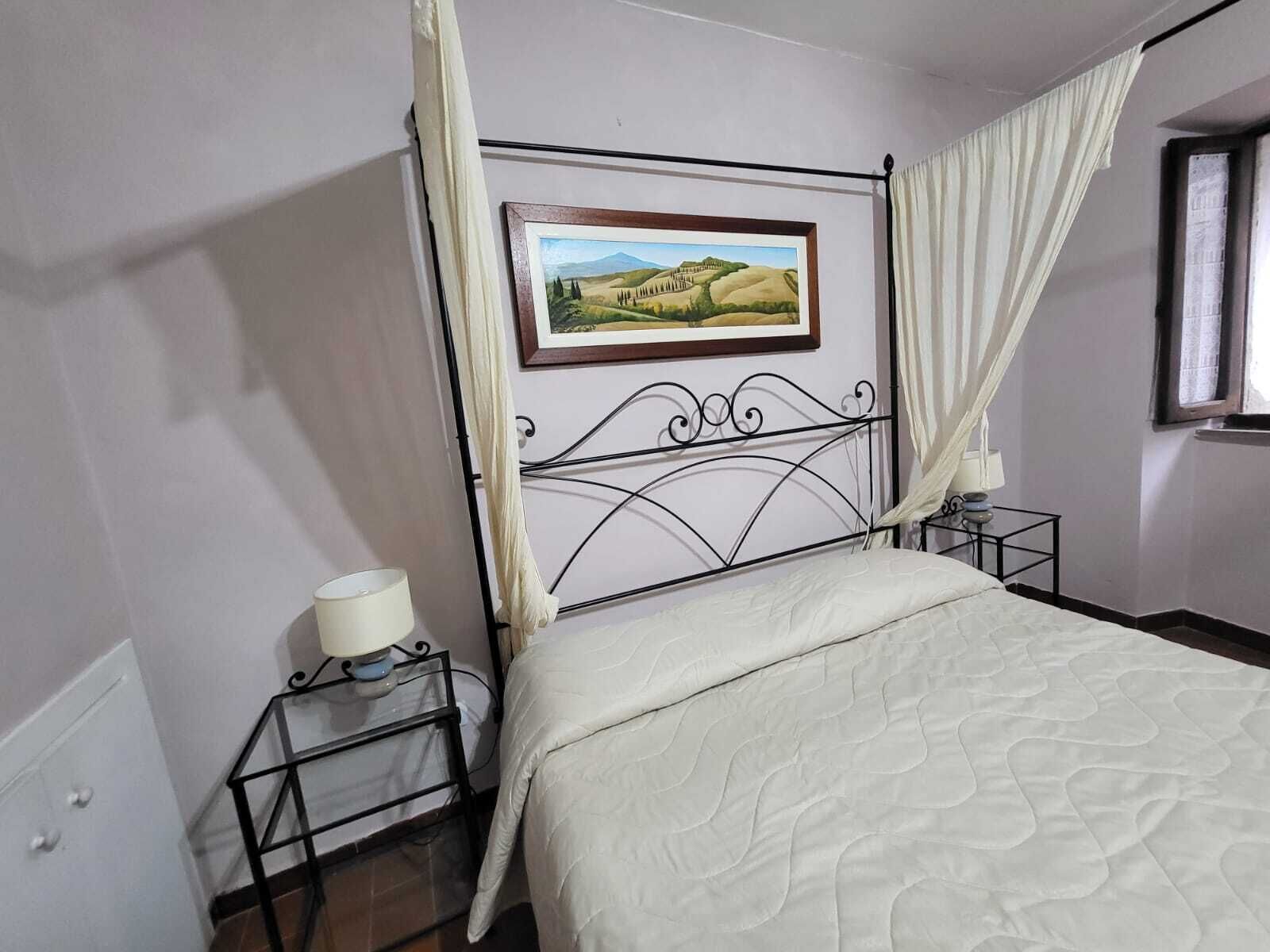 2 slaapkamers, een strijkplank/strijkijzer, gratis wifi, beddengoed