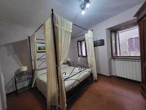 2 camere, ferro/asse da stiro, Wi-Fi gratuito, lenzuola