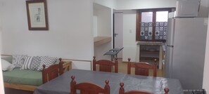 Dining - Monte Hermoso, in the heart of downtown, meters from the sea (Monte Hermoso)