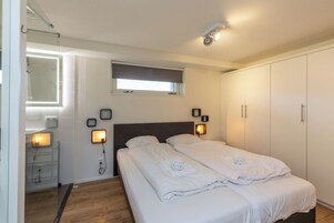 3 habitaciones y ropa de cama 
