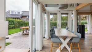 House | Dining - 6-person Holiday Home in Renesse (Renesse)