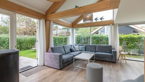 House | Living area - 6-person Holiday Home in Renesse (Renesse)