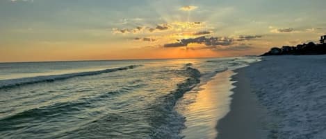 Chaise longue, serviettes de plage