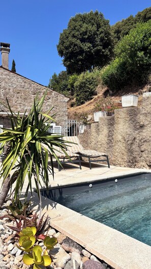 Pool - Rent T2 Corsica near Propriano (Sainte-Lucie-de-Tallano)