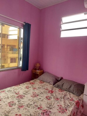 2 dormitorios, tabla de planchar con plancha, wifi y ropa de cama