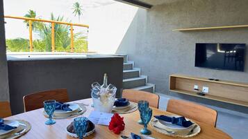 Villa | Speisen im Freien