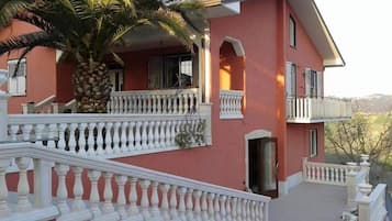 Fassade der Unterkunft