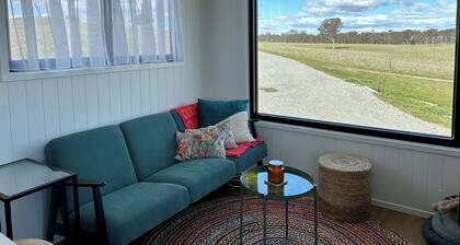 Luxury self-contained cabin, on acreage, in the heart of cool climate wineries