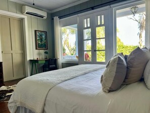 Deluxe Double Room, Garden View | In-room safe, laptop workspace, free WiFi - Casa Hacienda La Esperanza (Turrialba)
