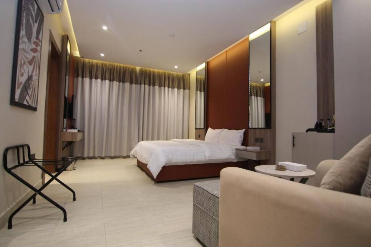 Soundproofing, iron/ironing board, WiFi (free)