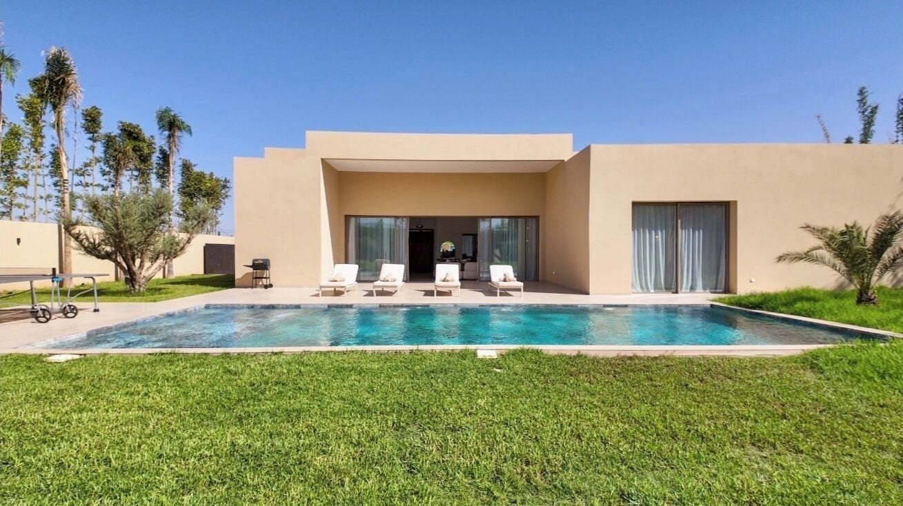 Innenpool, Außenpool