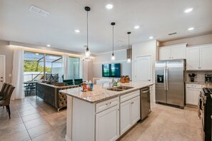 Microwave, oven, dishwasher, coffee/tea maker - Luxury Villa w/ Pool & Disney Themes – Solterra (Davenport)