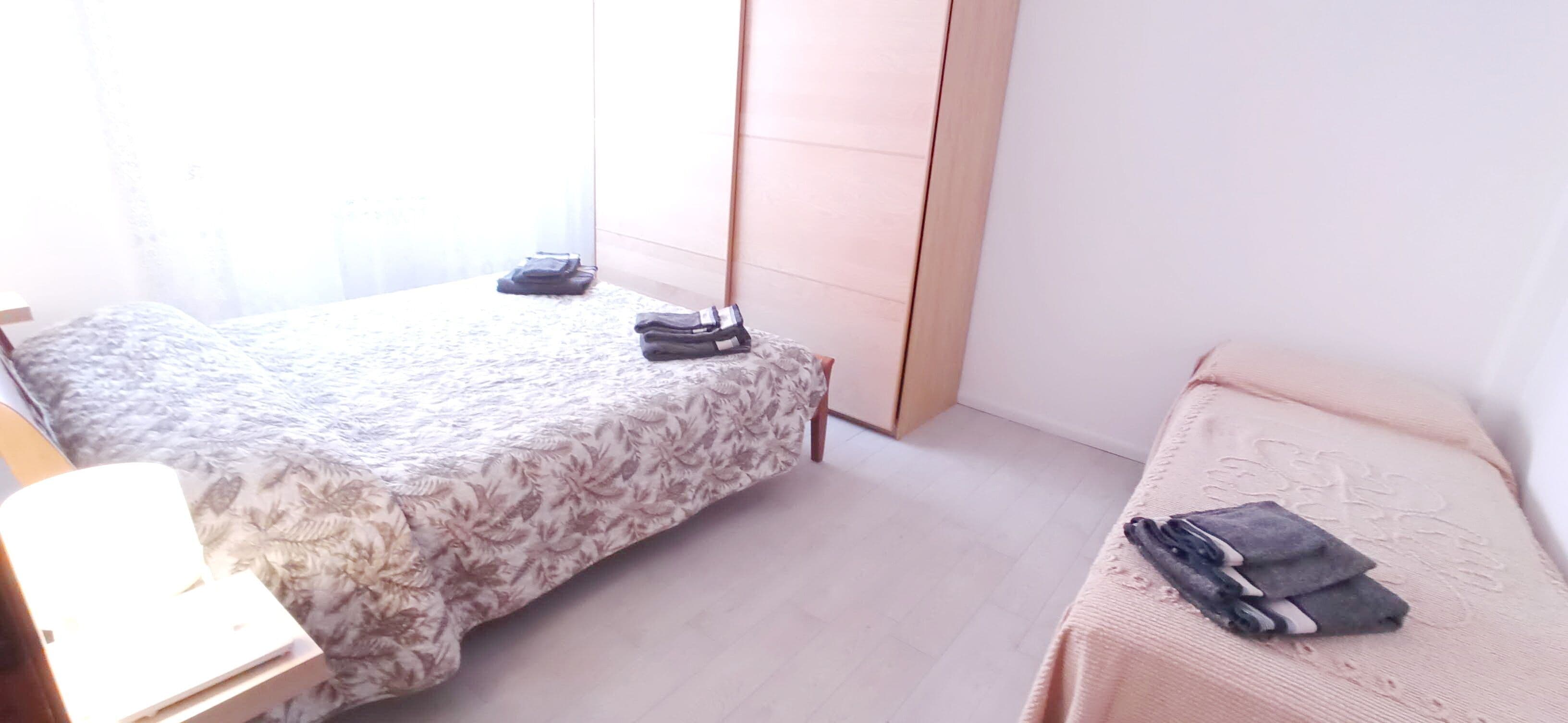 Fer et planche à repasser, Wi-Fi, draps fournis