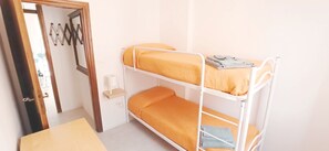 Iron/ironing board, WiFi, bed sheets - Garbein House (Rimini)