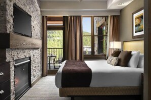 2 bedrooms, in-room safe, desk, iron/ironing board - Experience luxury living at Hyatt Northstar Lodge, premier ski-in/ski-out resort (Truckee)