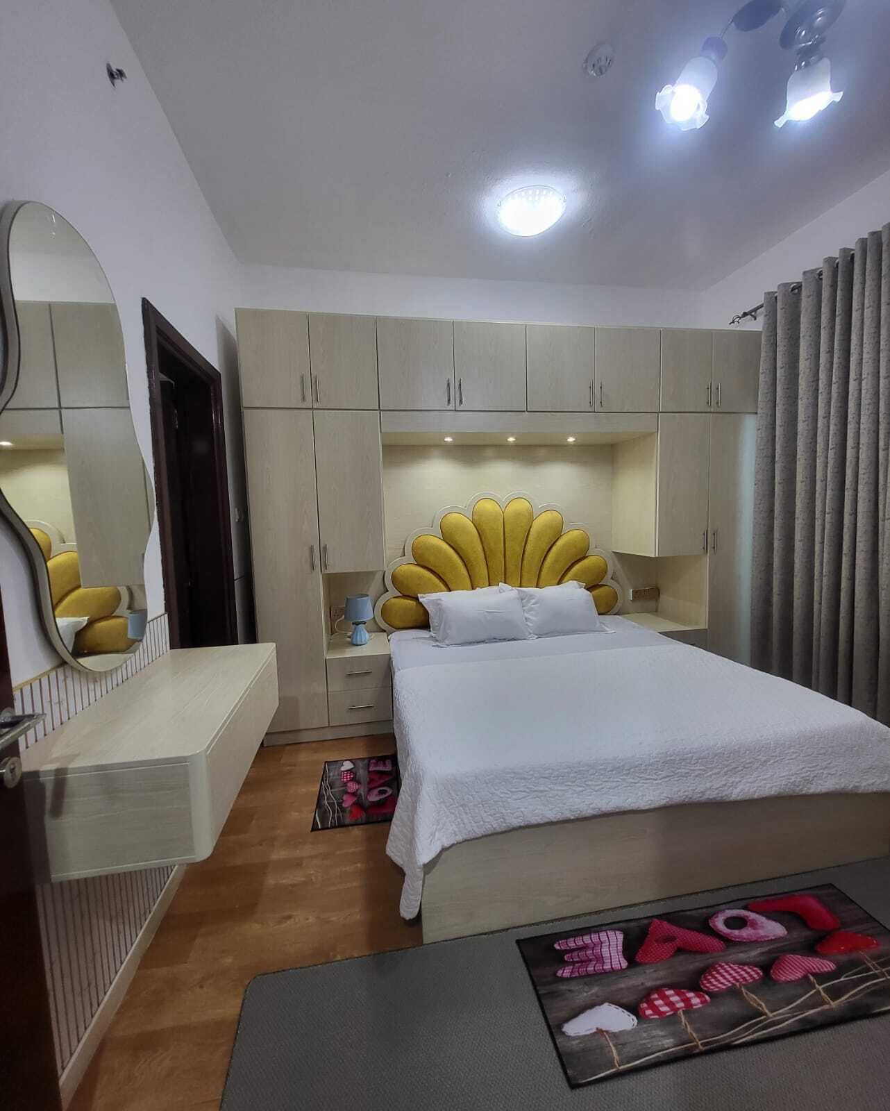 Strykejern/-brett, wi-fi og sengetøy