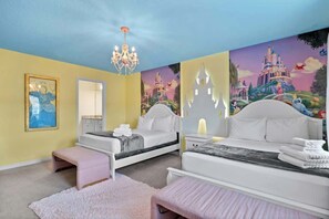5 Schlafzimmer, Bügeleisen/Bügelbrett, Reisekinderbett, WLAN