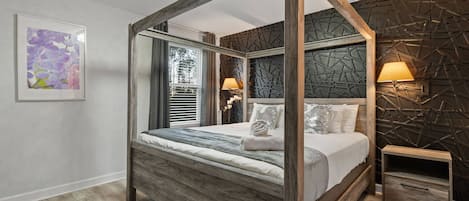 10 bedrooms, iron/ironing board, WiFi, bed sheets