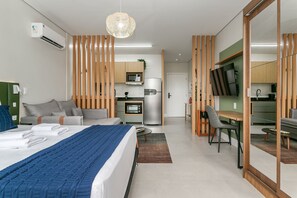1 quarto, ferros/tábuas de passar roupa, acesso à internet