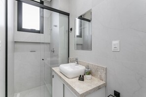 Hair dryer, towels - 55" Smart TV | WI-FI 600MB | near Beach #CANA24 (Florianópolis)