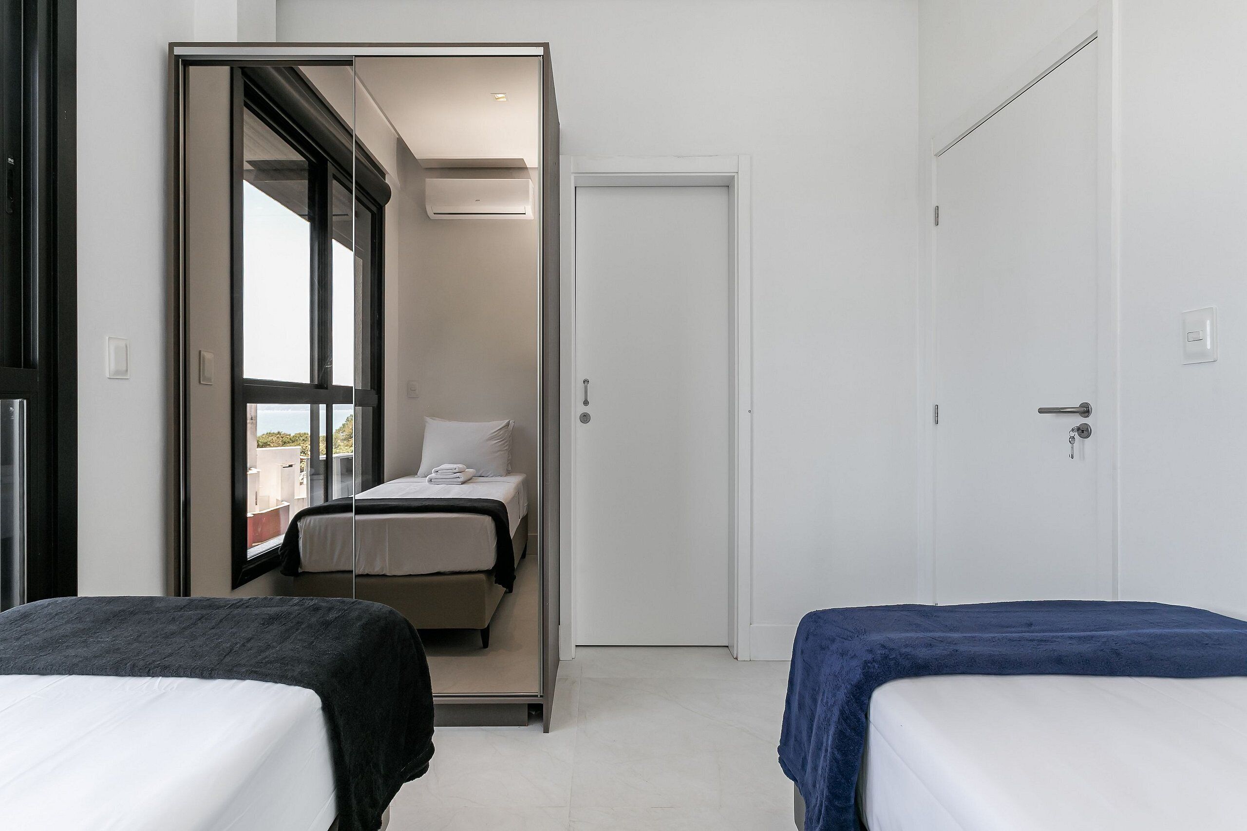 アイロン / アイロン台、インターネット、ベッドシーツ