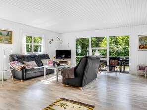 TV, fireplace, DVD player - "Matias" - 30km from the sea by Interhome (Toftlund)
