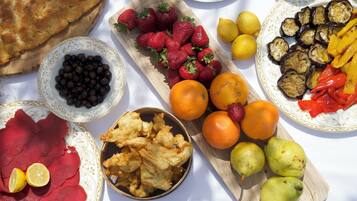 Petit déjeuner buffet compris tous les jours
