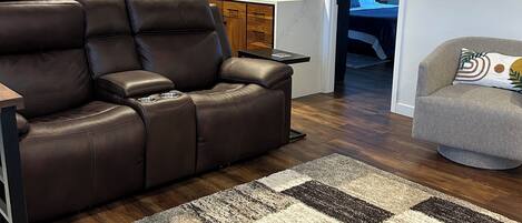 Télévision, cheminée