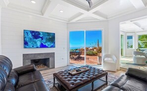 Living area - Charming 3-bedroom house in San Clemente near the beach (San Clemente)