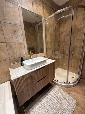 Hair dryer, towels - Cosy & Stylish Edinburgh City Flat - Pass the Keys (Edinburgh)