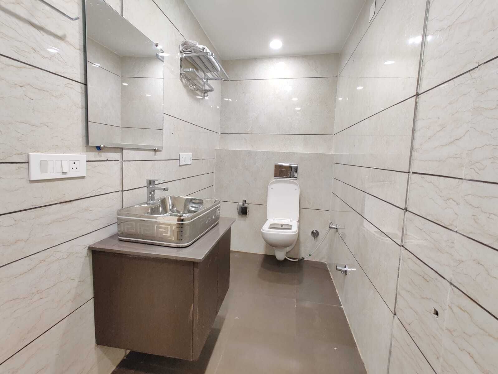 Shower, free toiletries, towels, soap