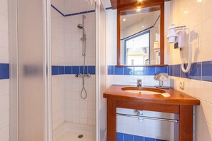 Hair dryer - Au pied de la plage 1 - Vue mer (Cancale)