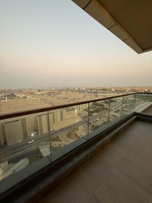 Property grounds - ELITE/3BR Apt • Premium Comfort • Prime AEON Location (Giza Governorate)