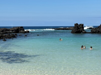 Waikoloa Beach Townhome, Hilton Pool Pass 2026, AC, Beach and Baby Gear!