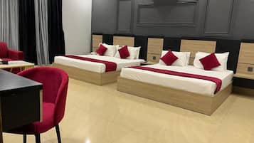 Deluxe Double Room, Mountain View | Soundproofing, iron/ironing board, free WiFi