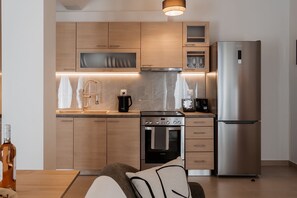 Private kitchen - Gem near Acropolis with Rooftop View  | Fast WiFi (Athina)