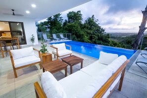 Pool - Luxury Villa with Infinity Pool & Panoramic Ocean and Mountain Views (Quebrada Amarilla)