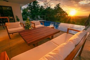 Pool - Luxury Villa with Infinity Pool & Panoramic Ocean and Mountain Views (Quebrada Amarilla)