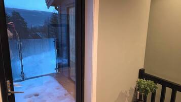 House, 2 Bedrooms, Balcony | Interior